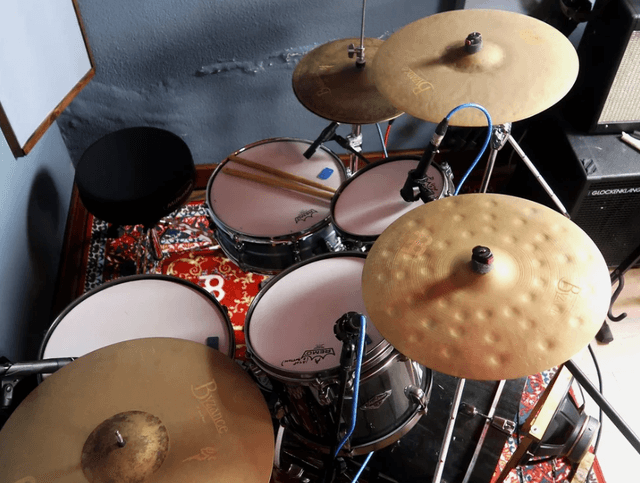 Tama Starclassic Drumkit